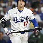 【MLB】30本塁打、8勝2敗、防御率1.79でも「大谷翔平の時代は終わった！」の辛らつ批判…　異次元の活躍に我々の感覚はマヒしていないか のサムネイル画像