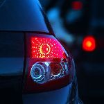 最近の車ってブレーキランプ交換しなくてもいいんだな のサムネイル画像
