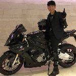 不正アクセスで絶賛炎上中のGMO社長が乗ってるバイクがこちらｗｗｗｗｗｗｗｗ のサムネイル画像